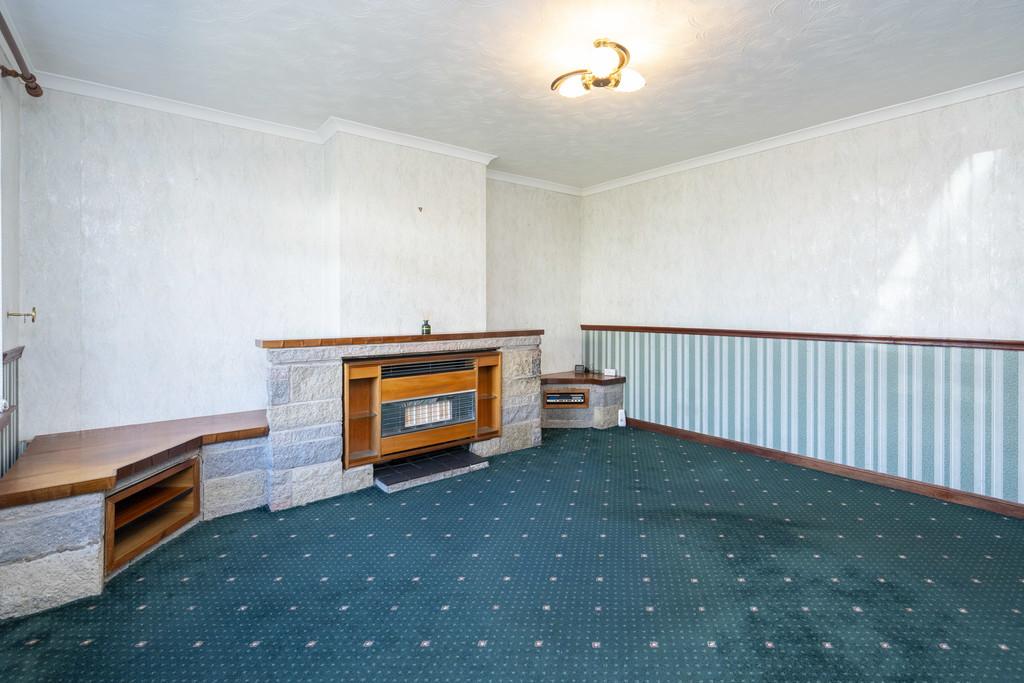 14 Polwarth Avenue, Brightons FK2 0 HL (18)