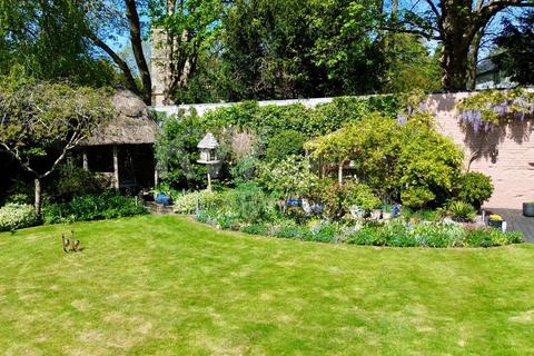 4 bedroom detached house for sale, The Nurseries, Horton, NN7