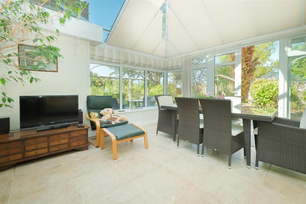 Parry Firs Indoors-15.jpg