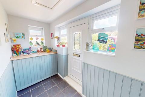 4 bedroom semi-detached bungalow for sale, Manley Crescent, Westhoughton, BL5