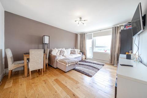 2 bedroom flat for sale, Crown Lane, Streatham, London, SW16