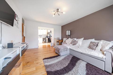 Crown Lane, Streatham, London, SW16