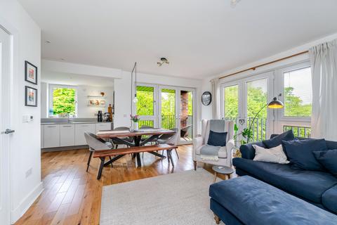 3 bedroom apartment for sale, Mansionhouse Court, Langside, Glasgow