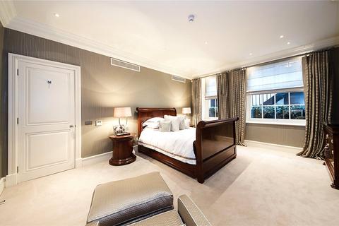 4 bedroom terraced house to rent, Upper Grosvenor Street, London, W1K