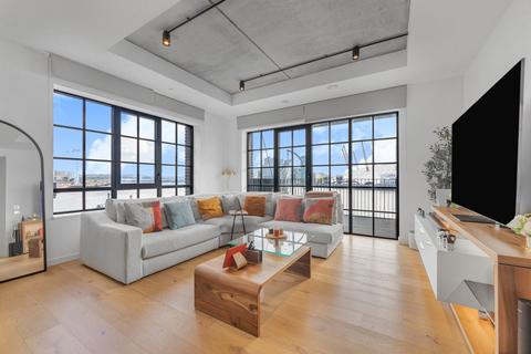 2 bedroom flat for sale, Agar House, 79 Orchard Place, London