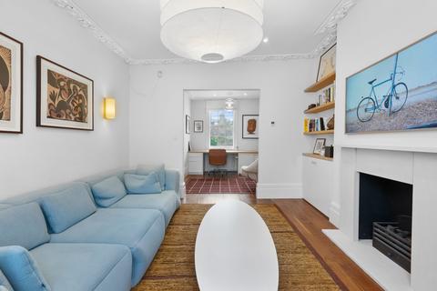 4 bedroom terraced house to rent, Albert Street, Camden, London