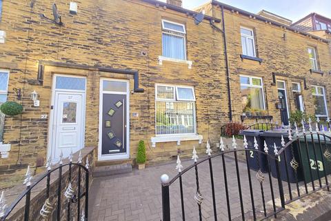 4 bedroom terraced house to rent, Spring Gardens Road, Bradford, BD9