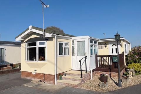1 bedroom park home for sale, Whitfield Close, off Woodcock Road, Warminster