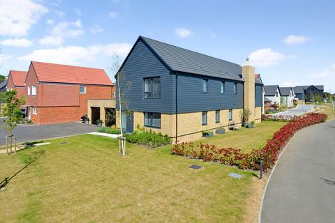 4 bedroom detached house for sale, Romaine Road, Cranleigh, GU6