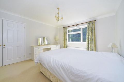 undefined, Knowle Lane, Cranleigh