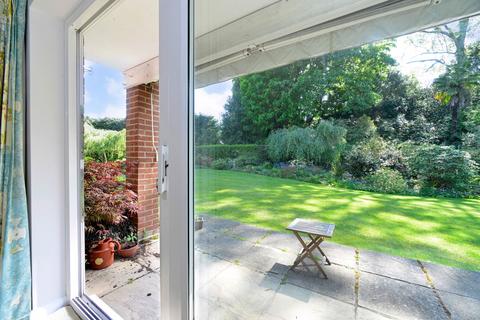 3 bedroom ground floor flat for sale, Knowle Lane, Oaklands Knowle Lane, GU6