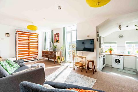 Studio for sale, Shirehampton, Bristol BS11