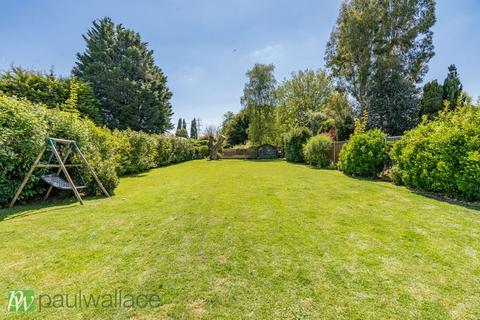 4 bedroom detached house for sale, Old Nazeing Road, Broxbourne