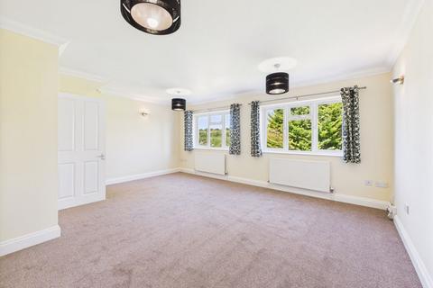 3 bedroom detached house for sale, HILLTOP ROAD, WHYTELEAFE