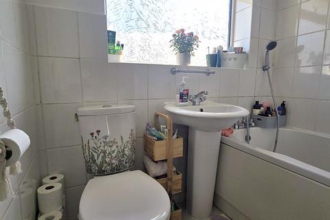 6 Breach Close, Steyning, BN44 3RZ