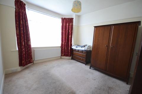 2 bedroom bungalow for sale, Headswell Crescent, Bournemouth BH10