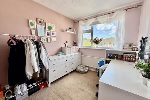 12 Butterfield, Wooburn Green, High Wycombe, HP10 0PX