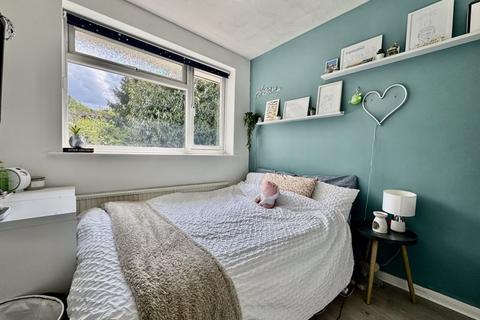 12 Butterfield, Wooburn Green, High Wycombe, HP10 0PX