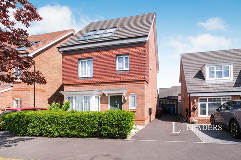 4 bedroom detached house to rent, Overdale Road, Huyton, Liverpool