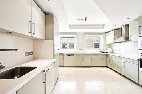 2 bedroom apartment to rent, Hotel Apartments, Fulham Road, SW6