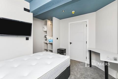 Studio to rent, Franchise Street, Derby