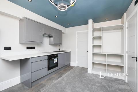 Studio to rent, Franchise Street, Derby