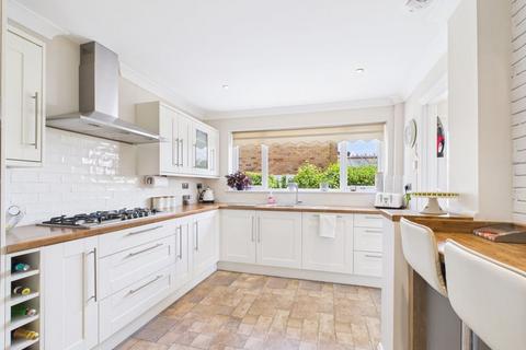 10 Gleneagles Close, Sutton Hill, Telford, TF7 4BE