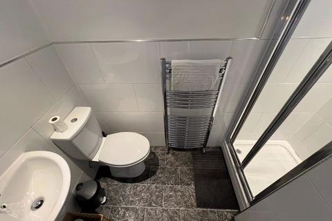 4 bedroom semi-detached house for sale, Cliff Hill Road, Oldham OL2