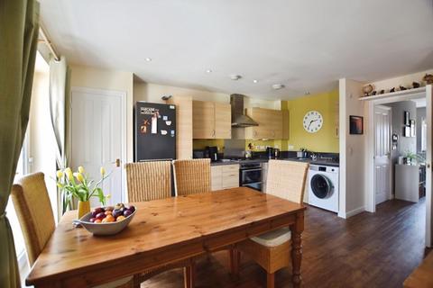 9 Crosier Close, Old Sarum, Salisbury, SP4 6GX