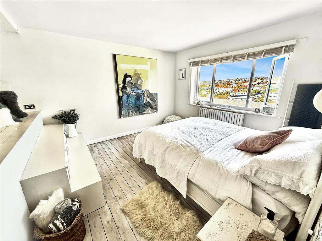 Bedroom-1.jpg