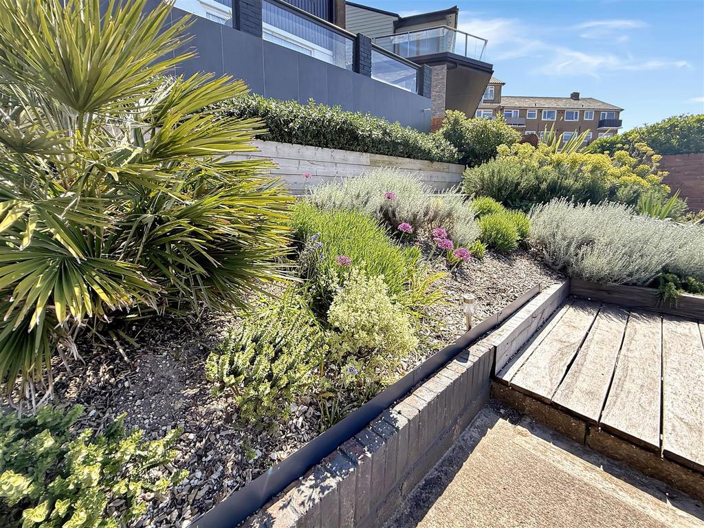 Flower-bed.jpg