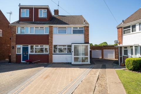 3 bedroom semi-detached house for sale, Pembury Way, Gillingham ME8