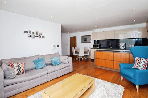 3 bedroom apartment for sale, Munday street