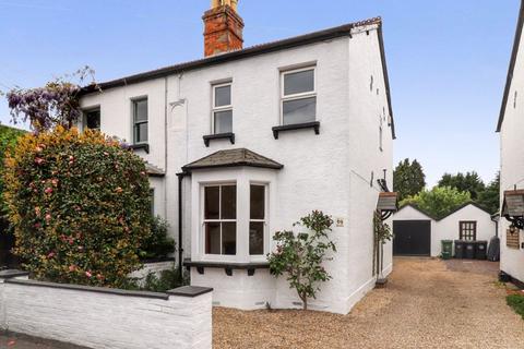 69 Updown Hill, Windlesham, GU20 6DS