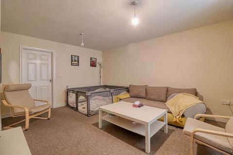 20 Carr Hill, Doncaster, DN4 8BN