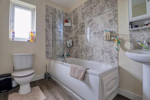 20 Carr Hill, Doncaster, DN4 8BN