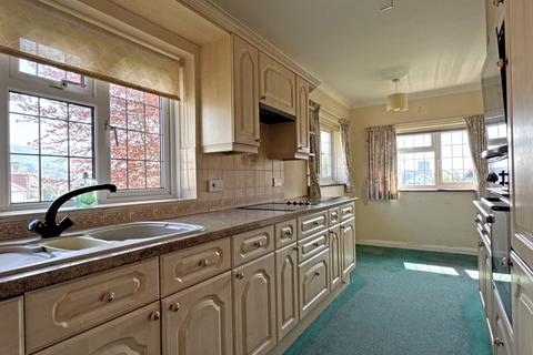 2 bedroom apartment for sale, Roselands, Sidmouth