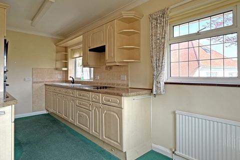 2 bedroom apartment for sale, Roselands, Sidmouth
