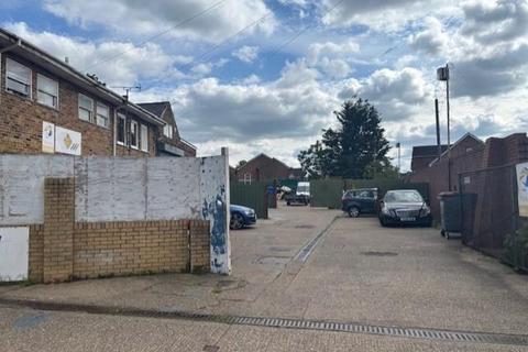 Land for sale, Gore Road, Burnham