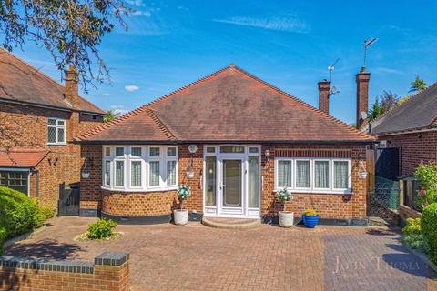 5 Chigwell Park Drive, Chigwell, IG7 5BD