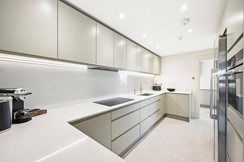 3 bedroom penthouse to rent, Hotel Apartments, Chelsea Village, SW6