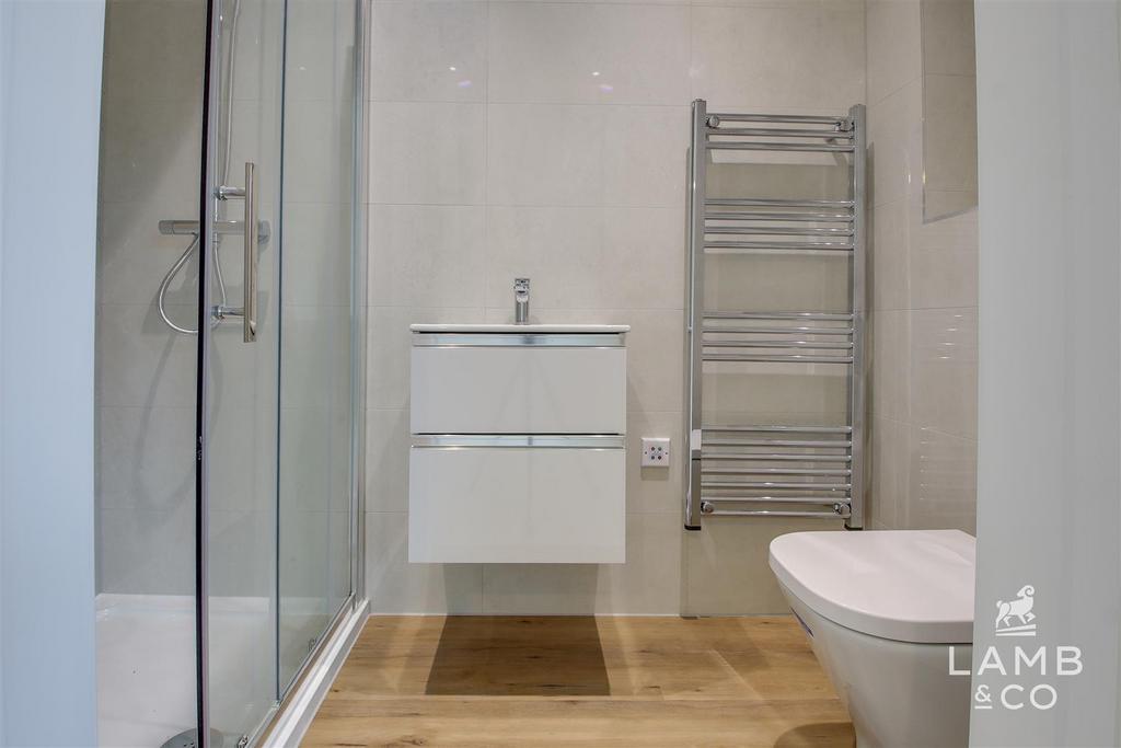 Ensuite