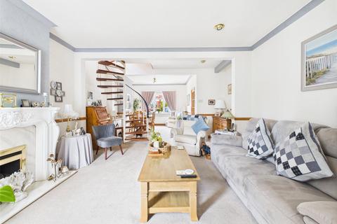 undefined, Elmbridge Road, Gloucester, Gloucestershire, GL2