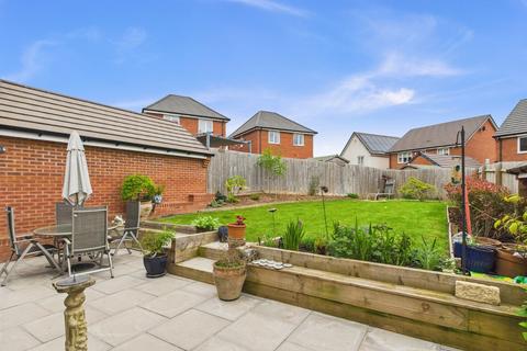 4 bedroom detached house for sale, Wrendale Drive, Worcester, Worcestershire, WR2