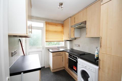 2 bedroom flat for sale, Edgware HA8