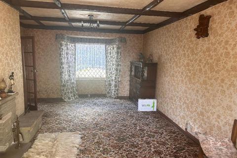 undefined, Lullingstone Crescent, St Pauls Cray, Orpington, Kent, BR5 3EB