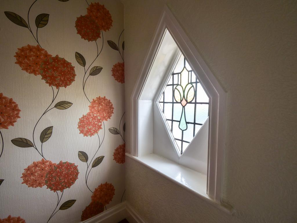 Feature Window