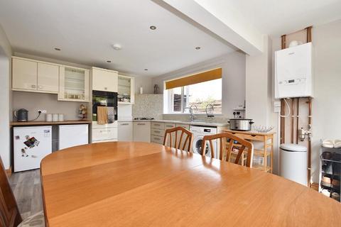 20 Beechwood Avenue, Clitheroe, BB7 1EZ