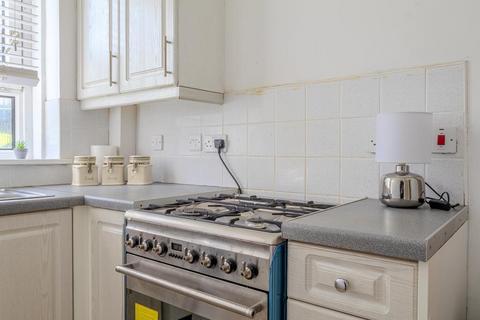 0/2, 10 Barmulloch Road, Glasgow, G21 4YF
