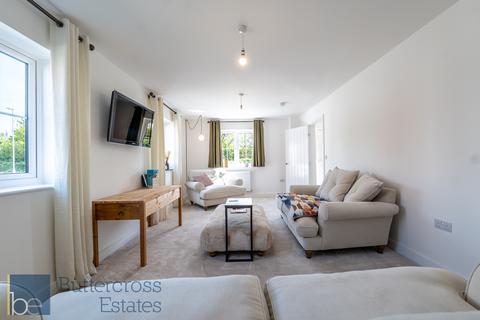 undefined, Heddle Close, Middlebeck, NG24 3YW